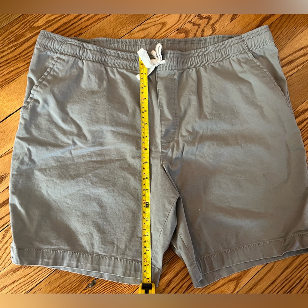 Goodfellow & Co Men's Light Gray Athletic Shorts